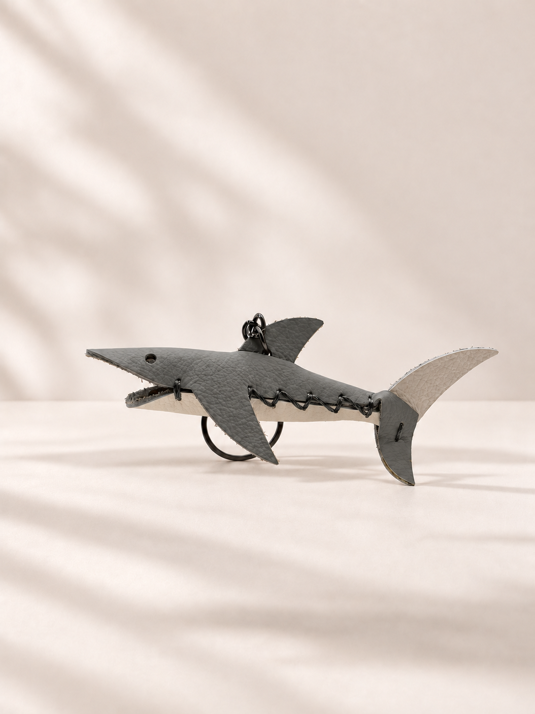MR. GRAY - SHARK