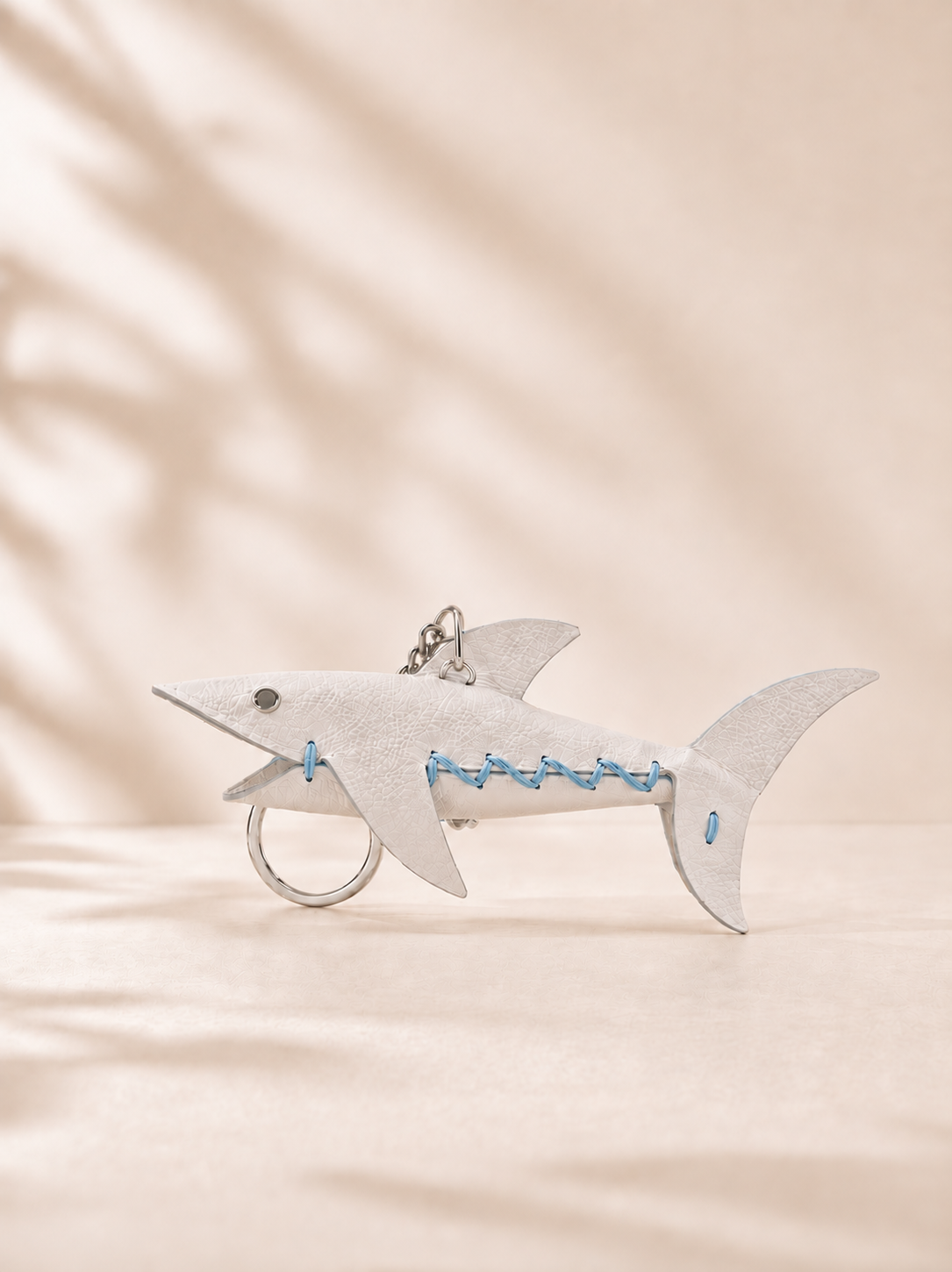WHITE BLUE - SHARK