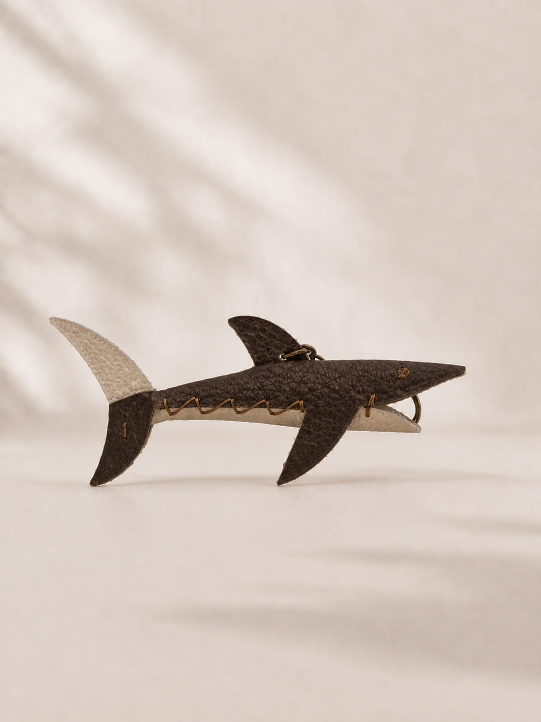 BROWN - SHARK