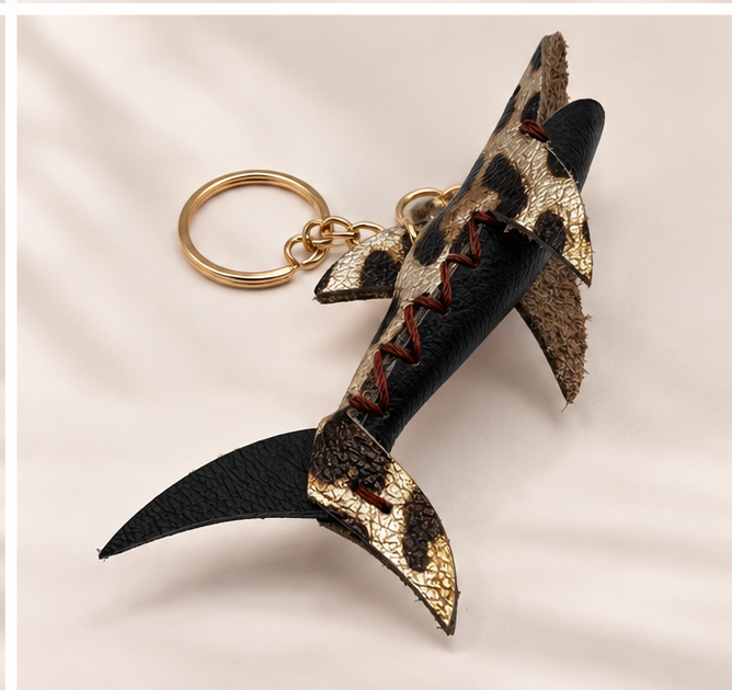 GOLD LEO - SHARK