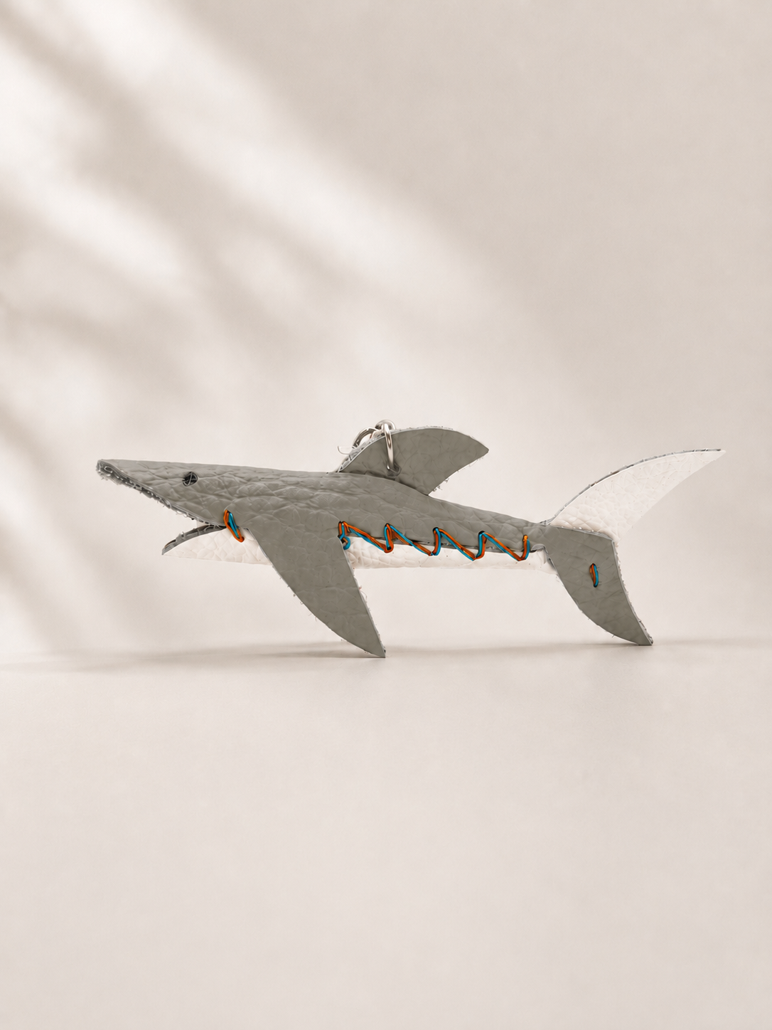 GRAY - SHARK