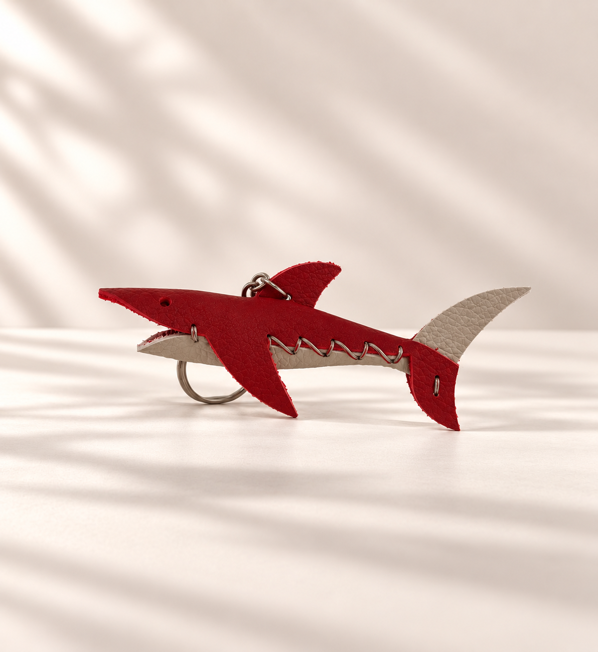 RED - GRAY - SHARK